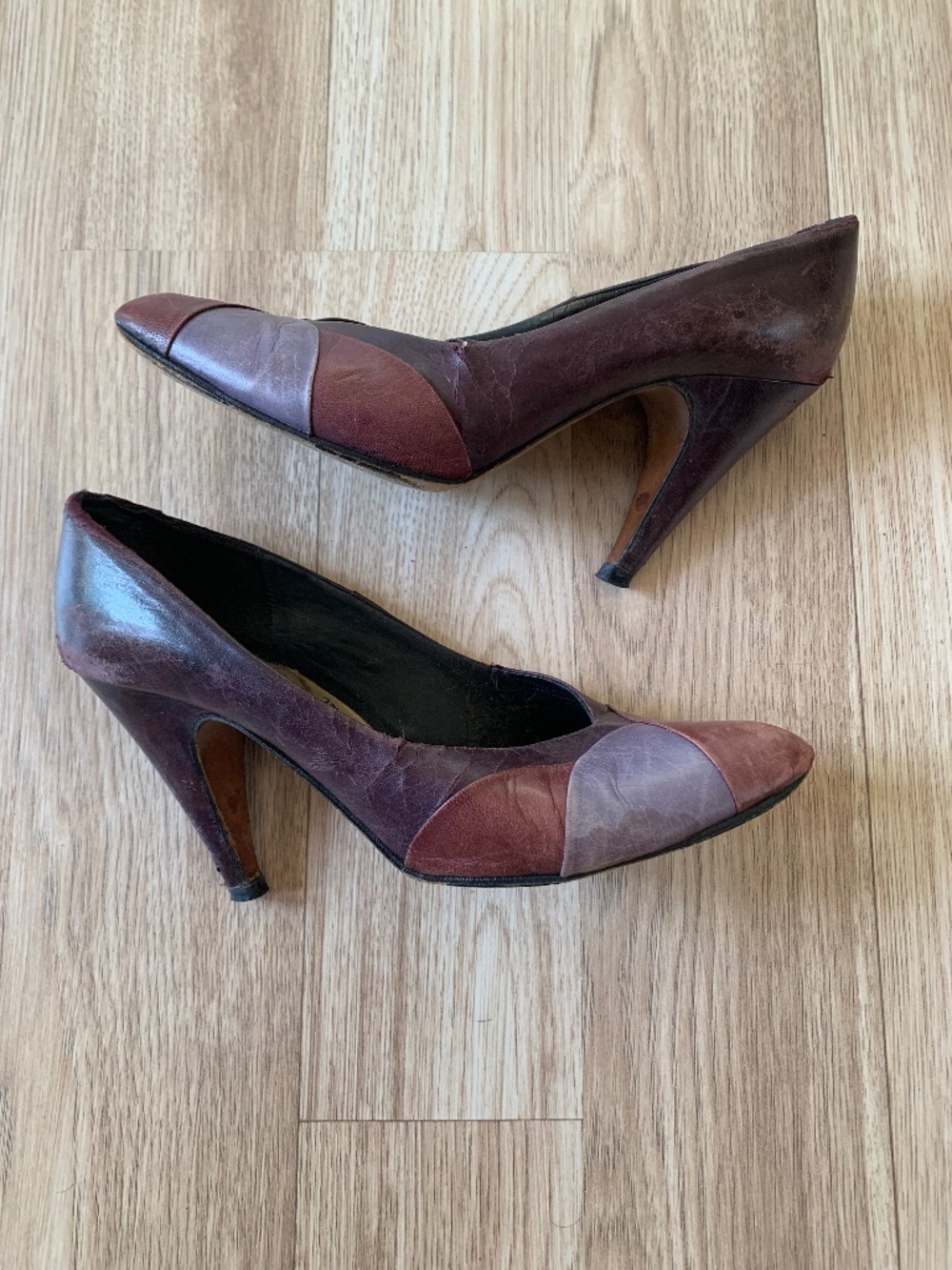 Vintage Italian Plum Purple Heels 80s